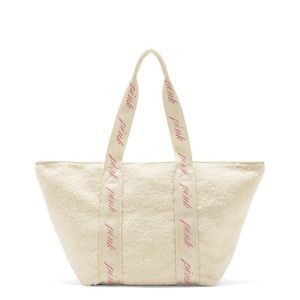 VICTORIA'S SECRET
Cozy-Plush Tote Bag